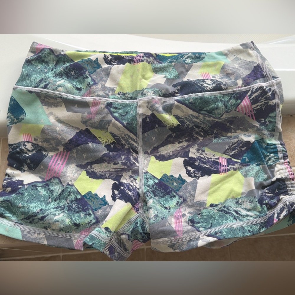 VSX Multicolor Abstract Leggings